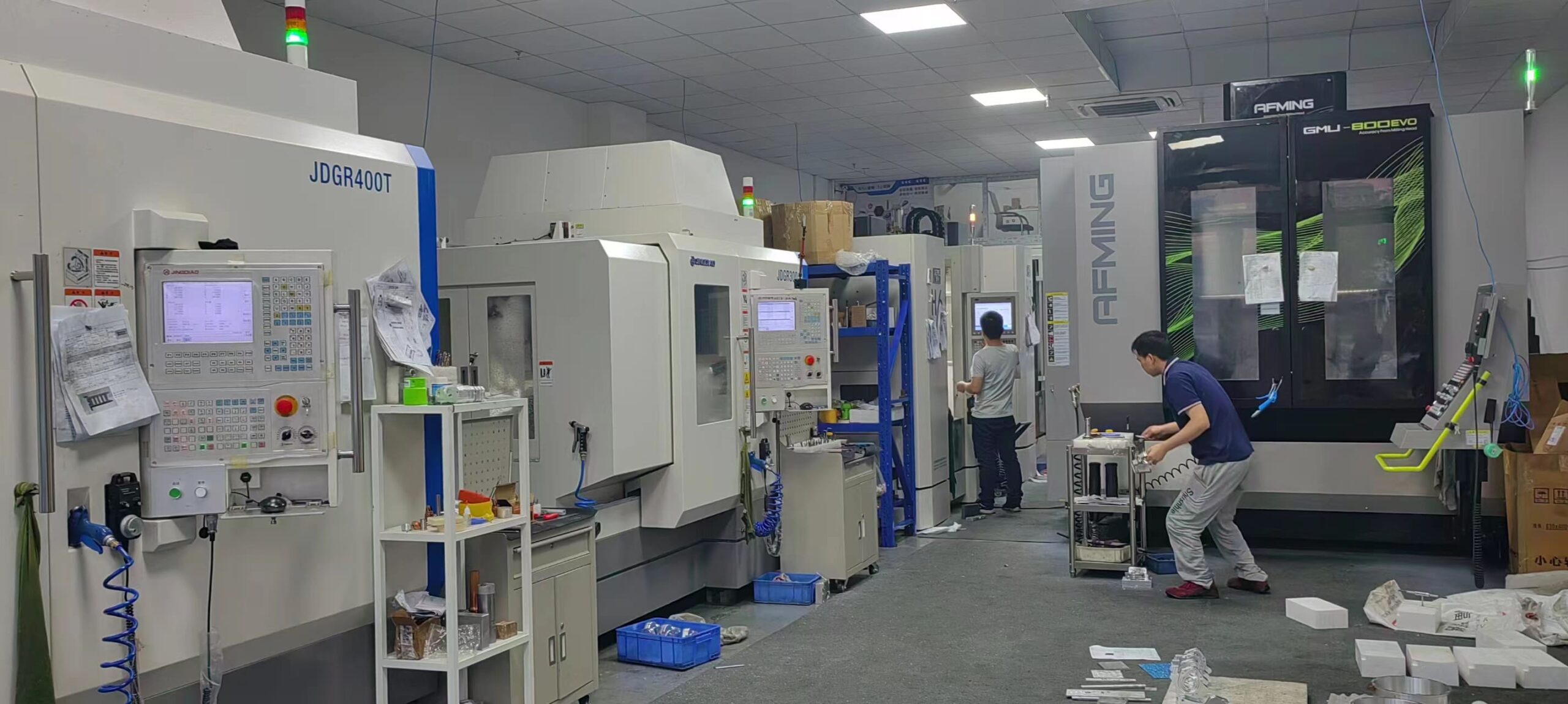 5 axis CNC machining center-Mainly produce plastic and metal Mold, complex structure parts,
