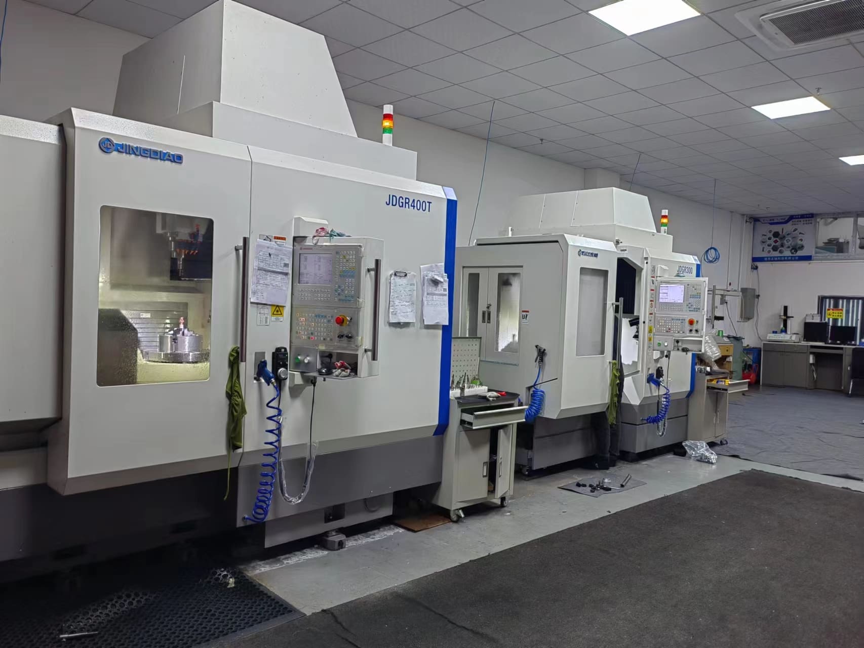 5 axis machine