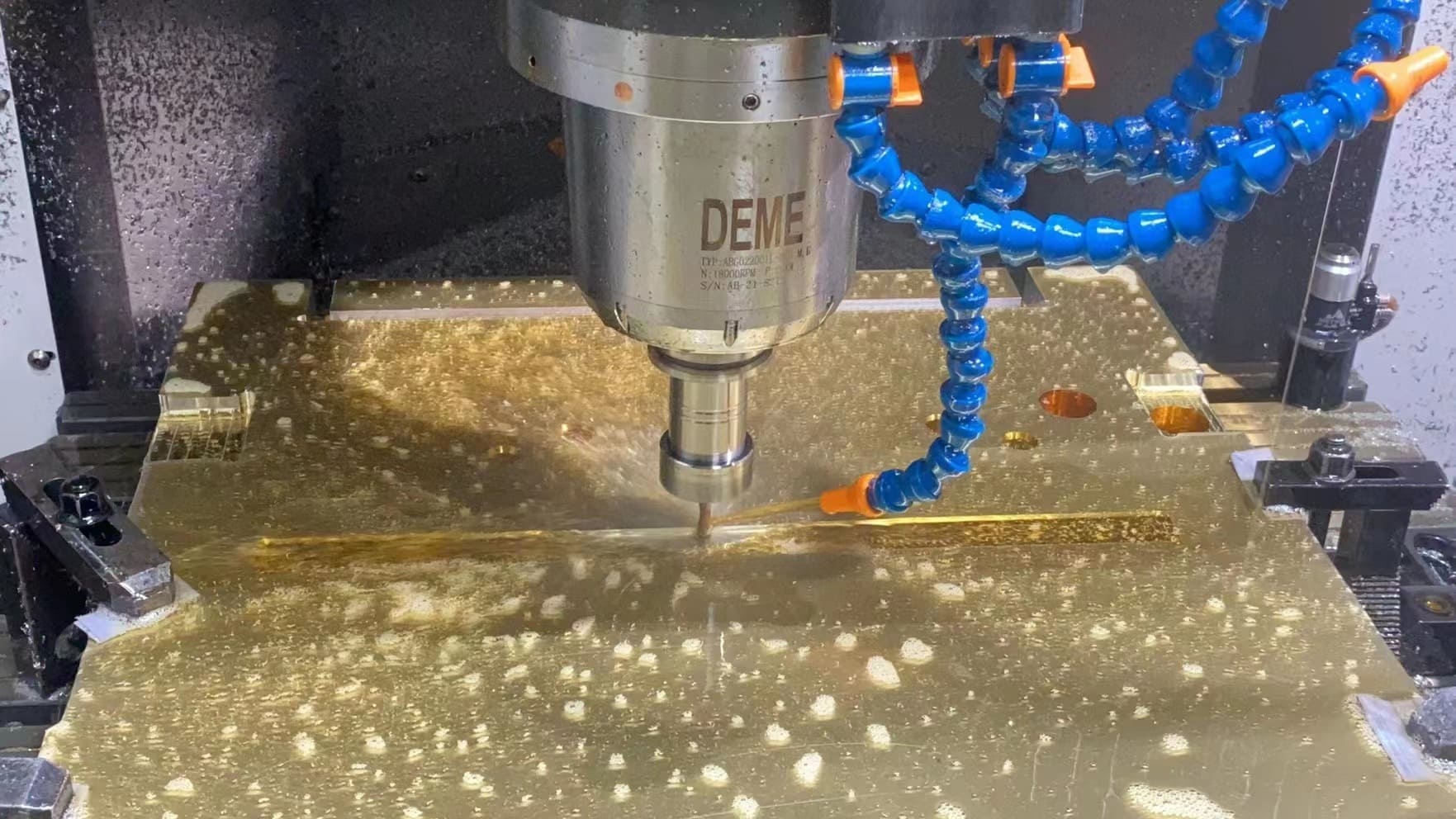 cnc milling working