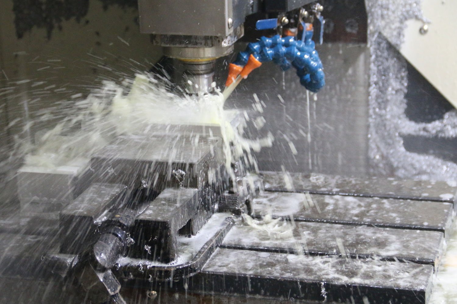 Multi-axis Precision CNC Milling Services